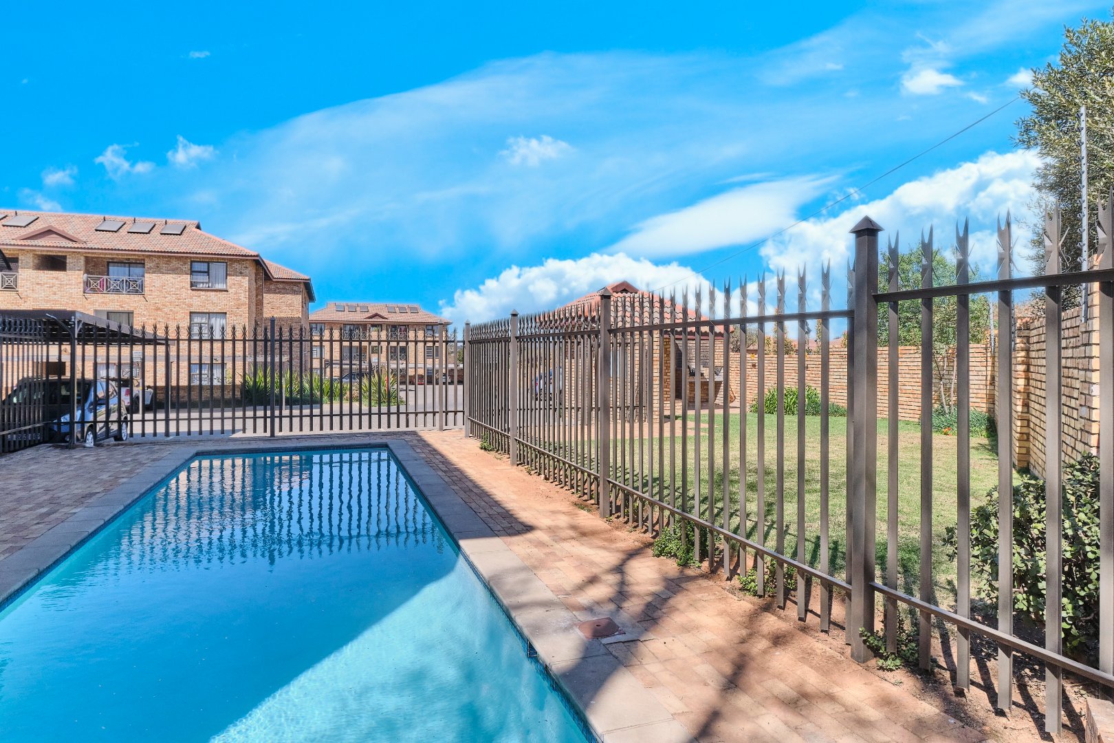 2 Bedroom Property for Sale in Honeydew Gauteng