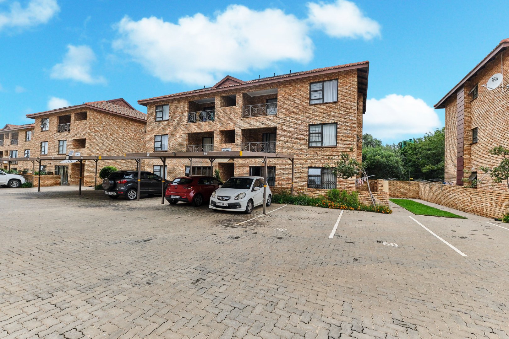 2 Bedroom Property for Sale in Honeydew Gauteng