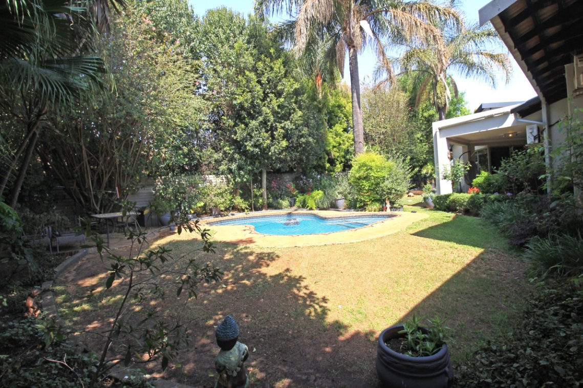 4 Bedroom Property for Sale in Marais Steyn Park Gauteng