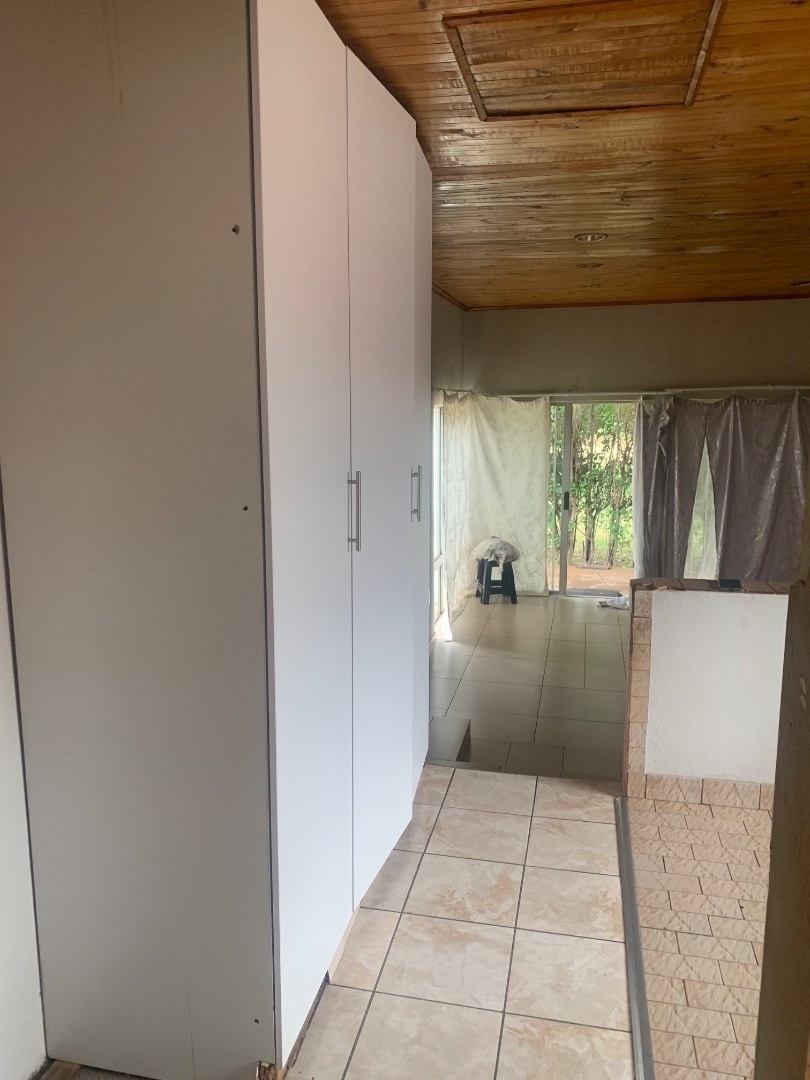 To Let 1 Bedroom Property for Rent in Mondeor Gauteng