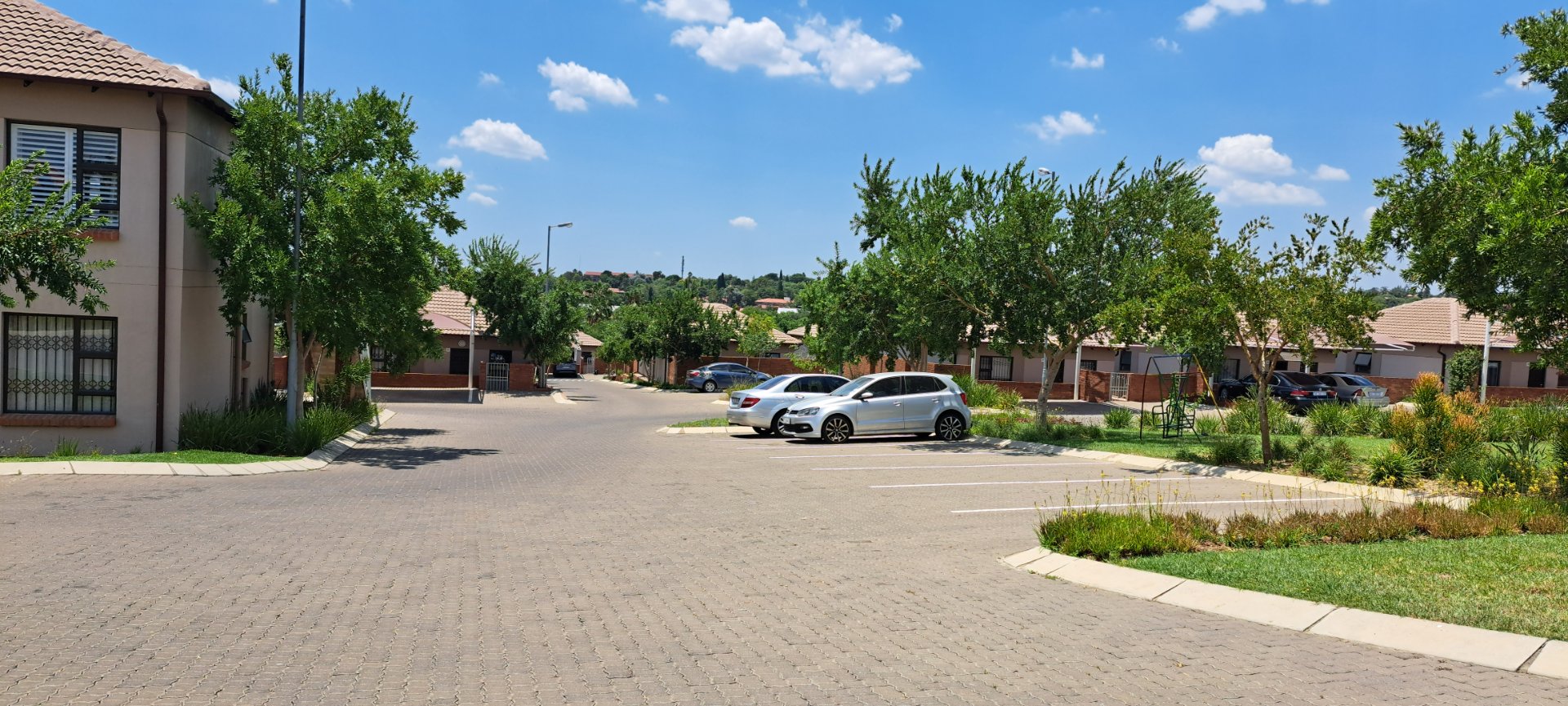 2 Bedroom Property for Sale in The Reeds Gauteng