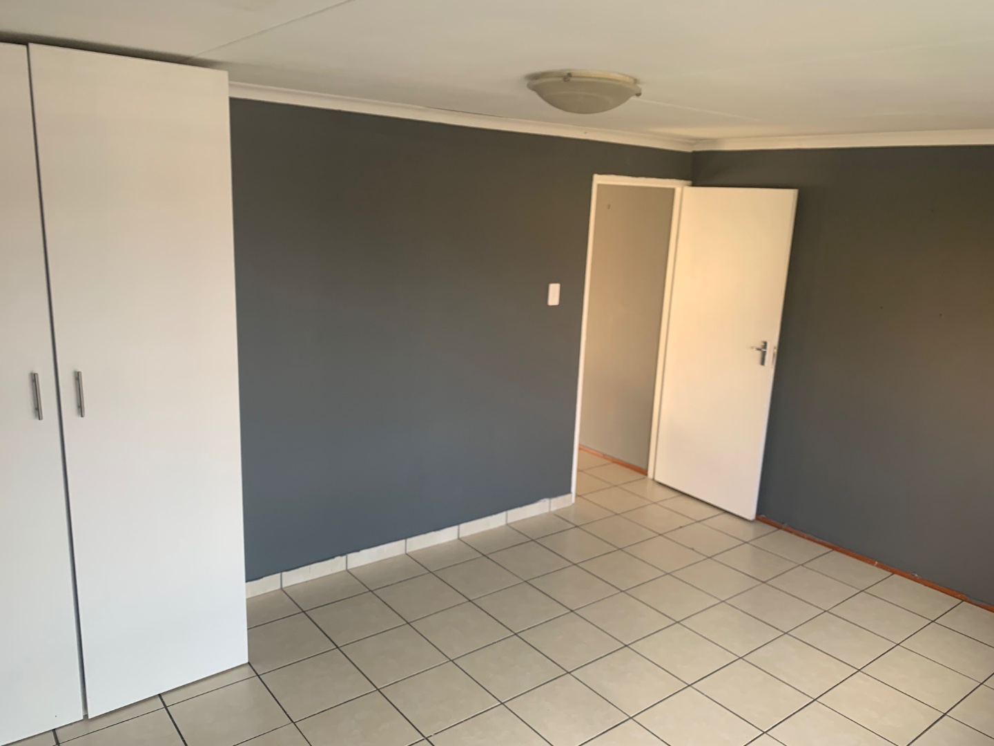 2 Bedroom Property for Sale in Mondeor Gauteng