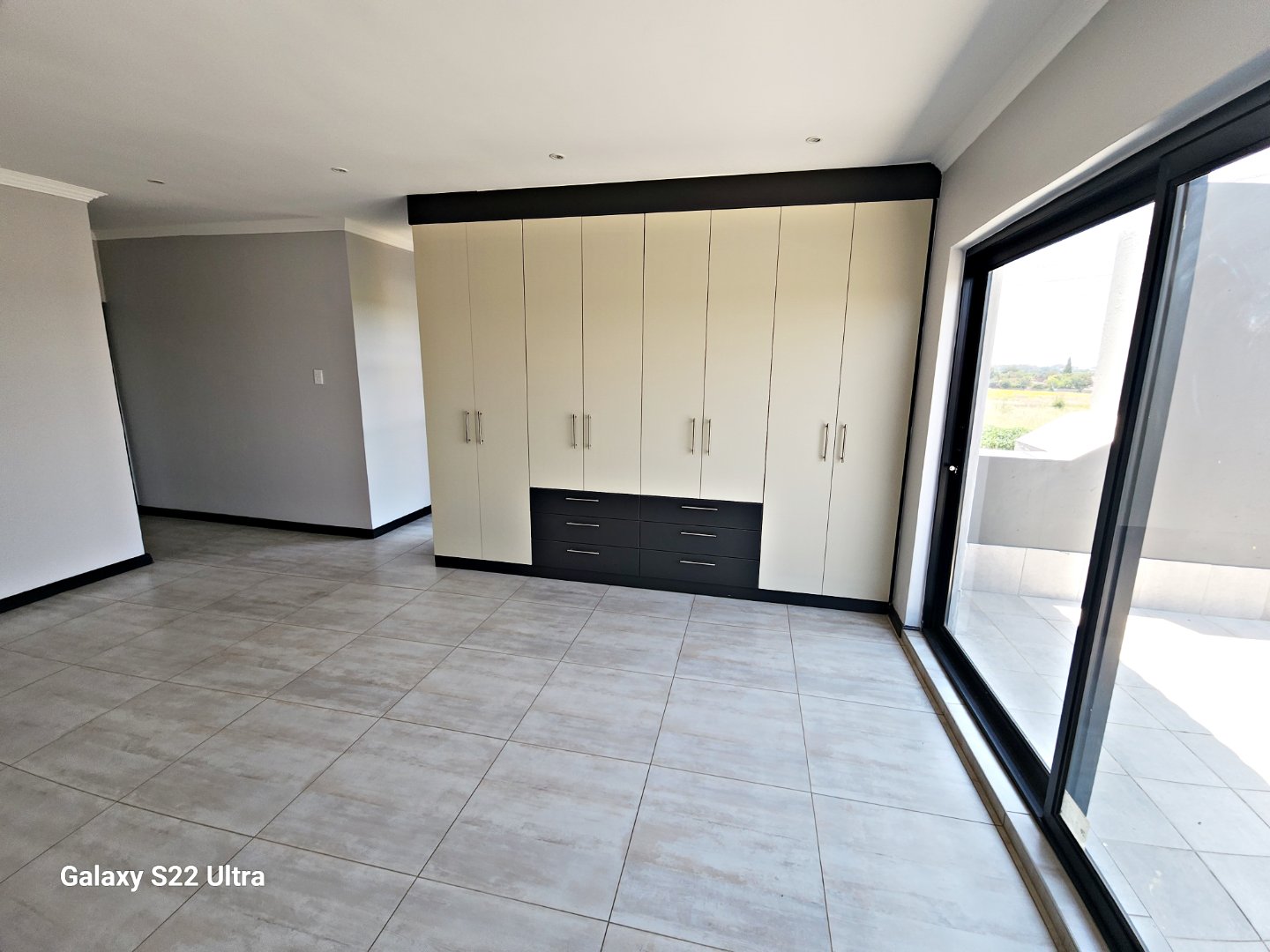 8 Bedroom Property for Sale in La Como Lifestyle Estate Gauteng