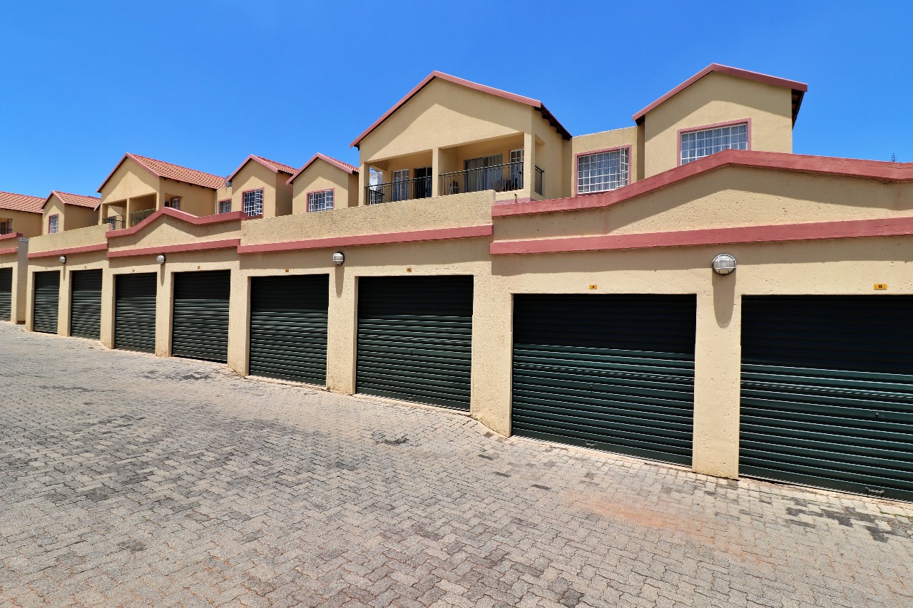 3 Bedroom Property for Sale in Marlands Gauteng