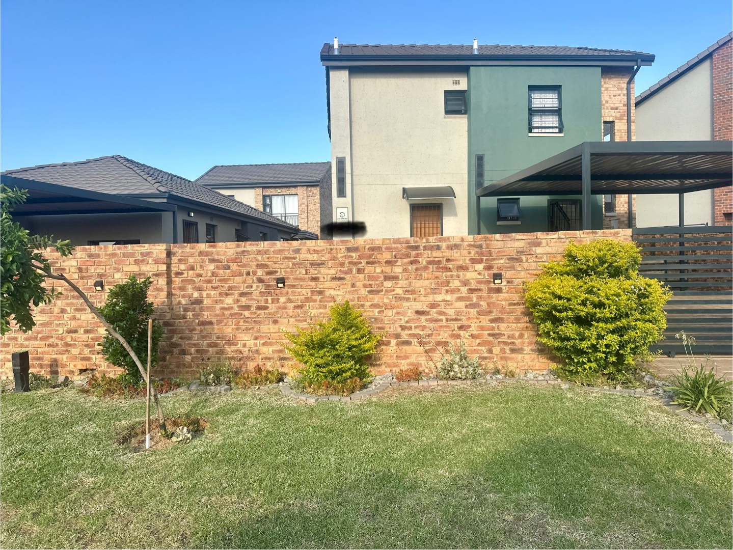 To Let 3 Bedroom Property for Rent in Lion Pride Gauteng