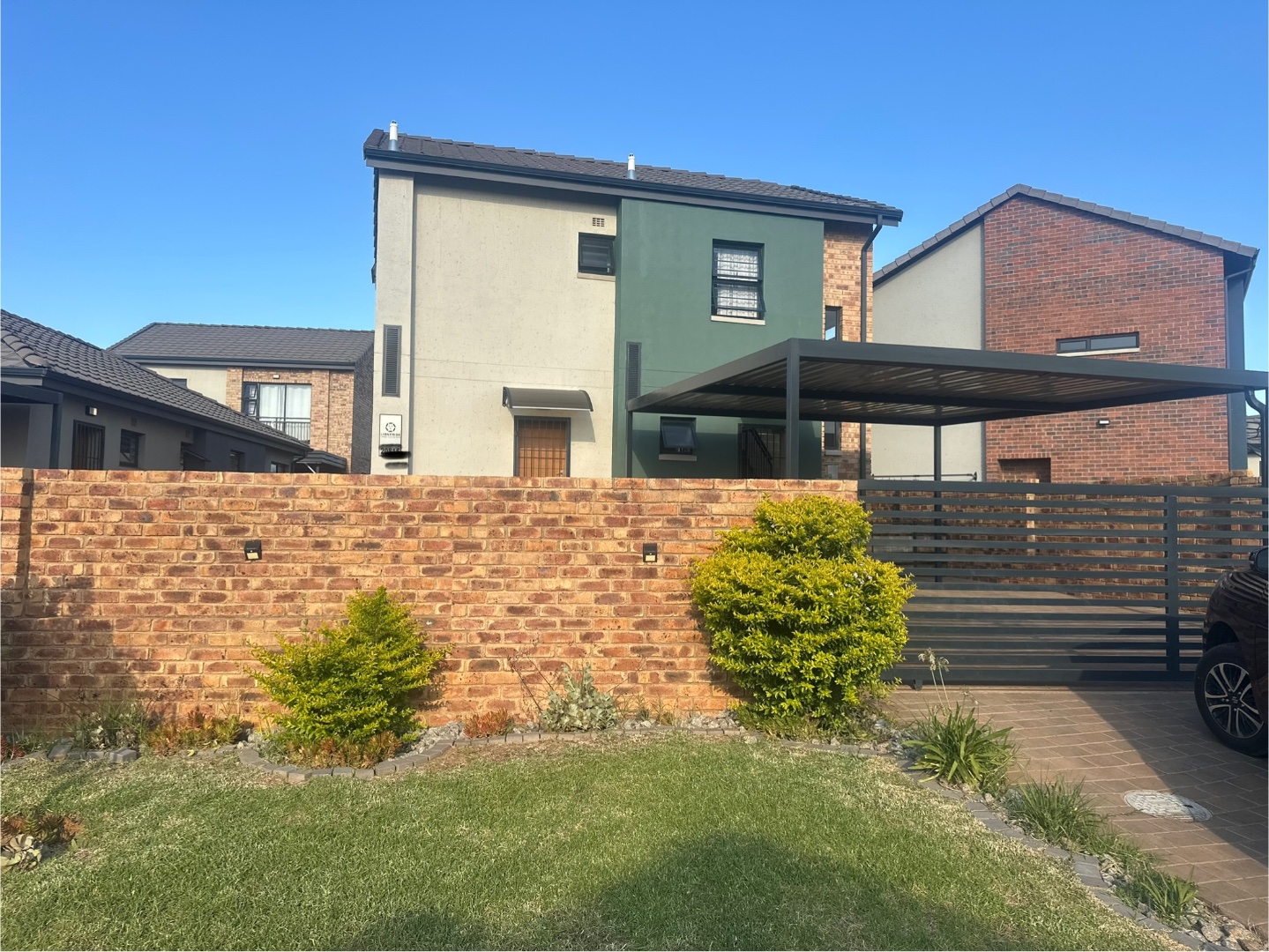 To Let 3 Bedroom Property for Rent in Lion Pride Gauteng