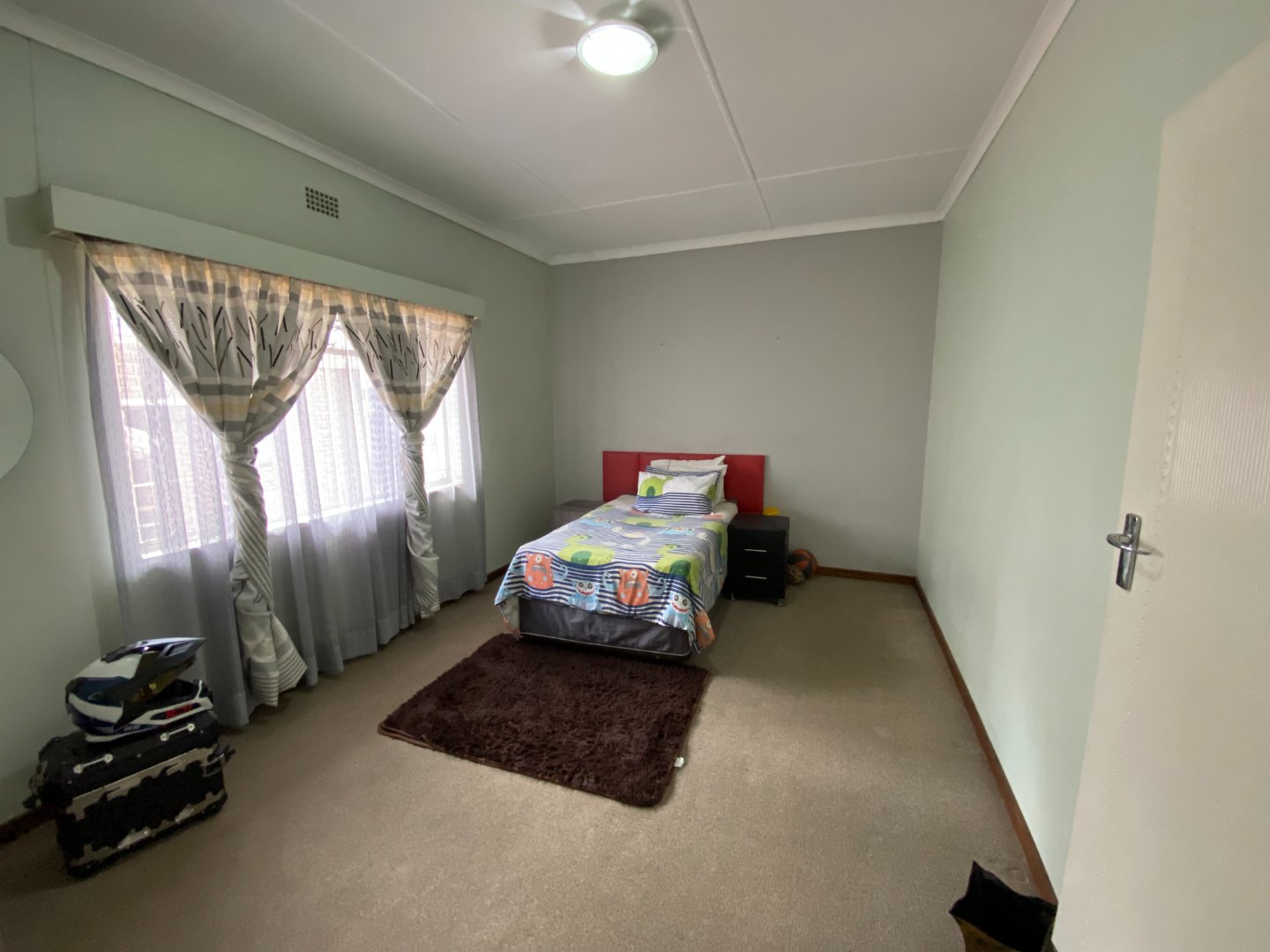 4 Bedroom Property for Sale in Van Riebeeck Park Gauteng