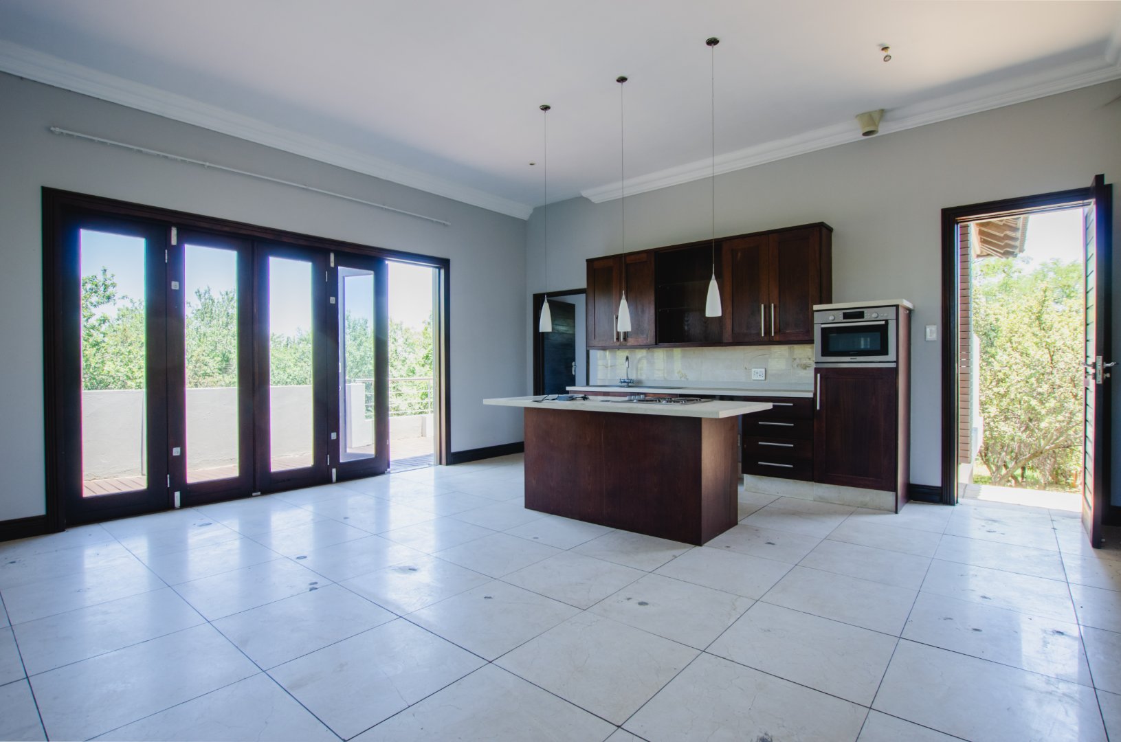 5 Bedroom Property for Sale in Sable Hills Gauteng