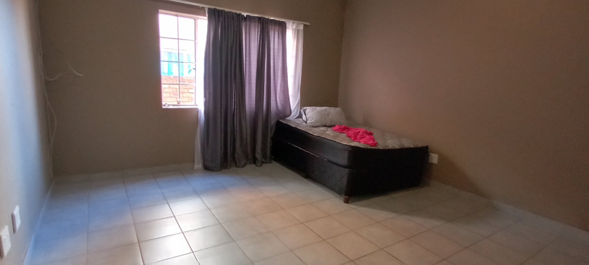 1 Bedroom Property for Sale in Lotus Gardens Gauteng