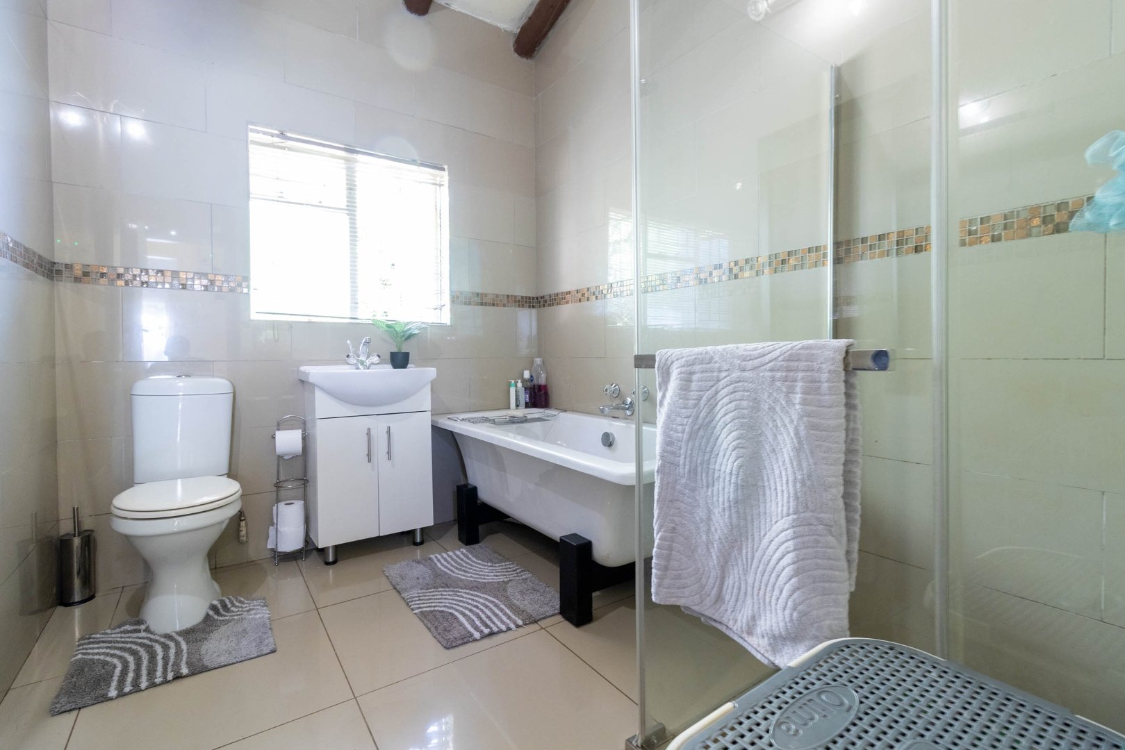 3 Bedroom Property for Sale in Mulbarton Gauteng