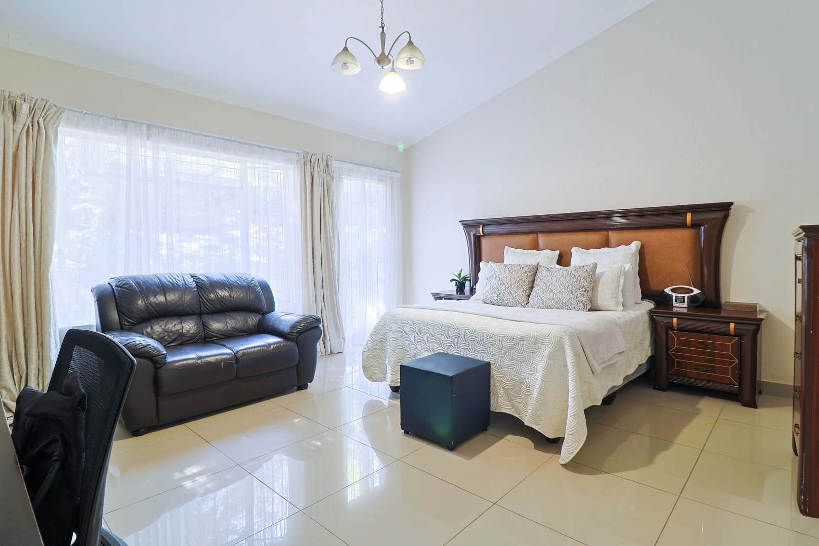 3 Bedroom Property for Sale in Mulbarton Gauteng