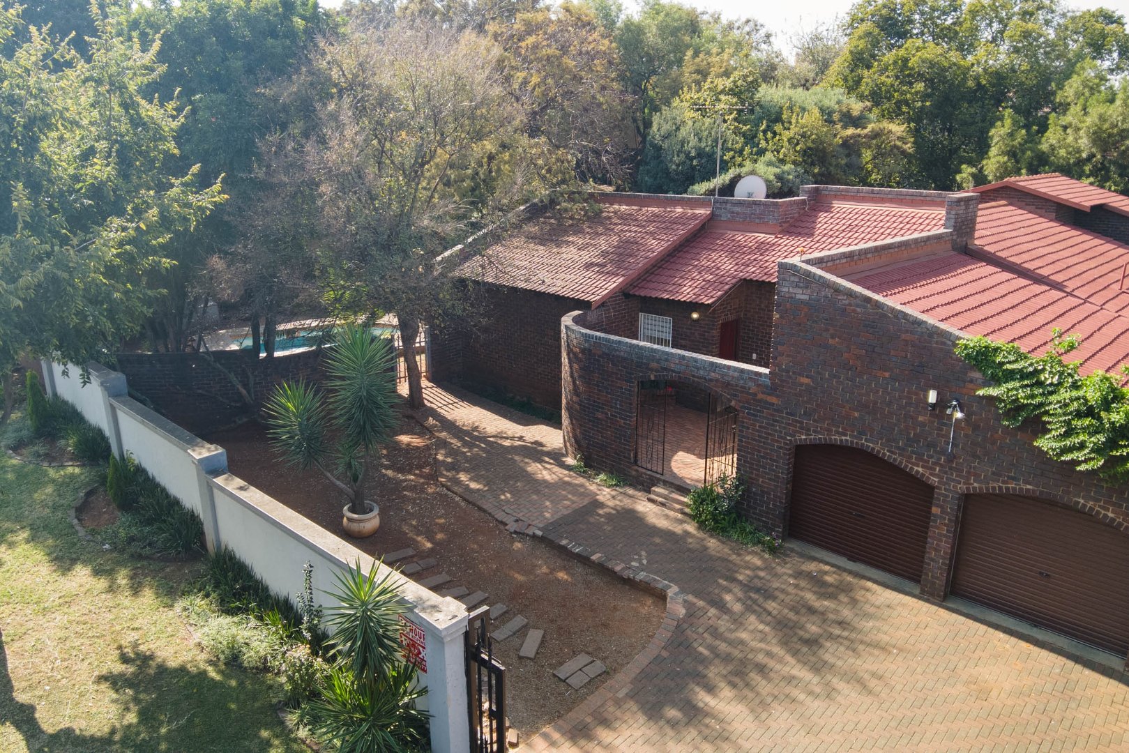 3 Bedroom Property for Sale in Mulbarton Gauteng