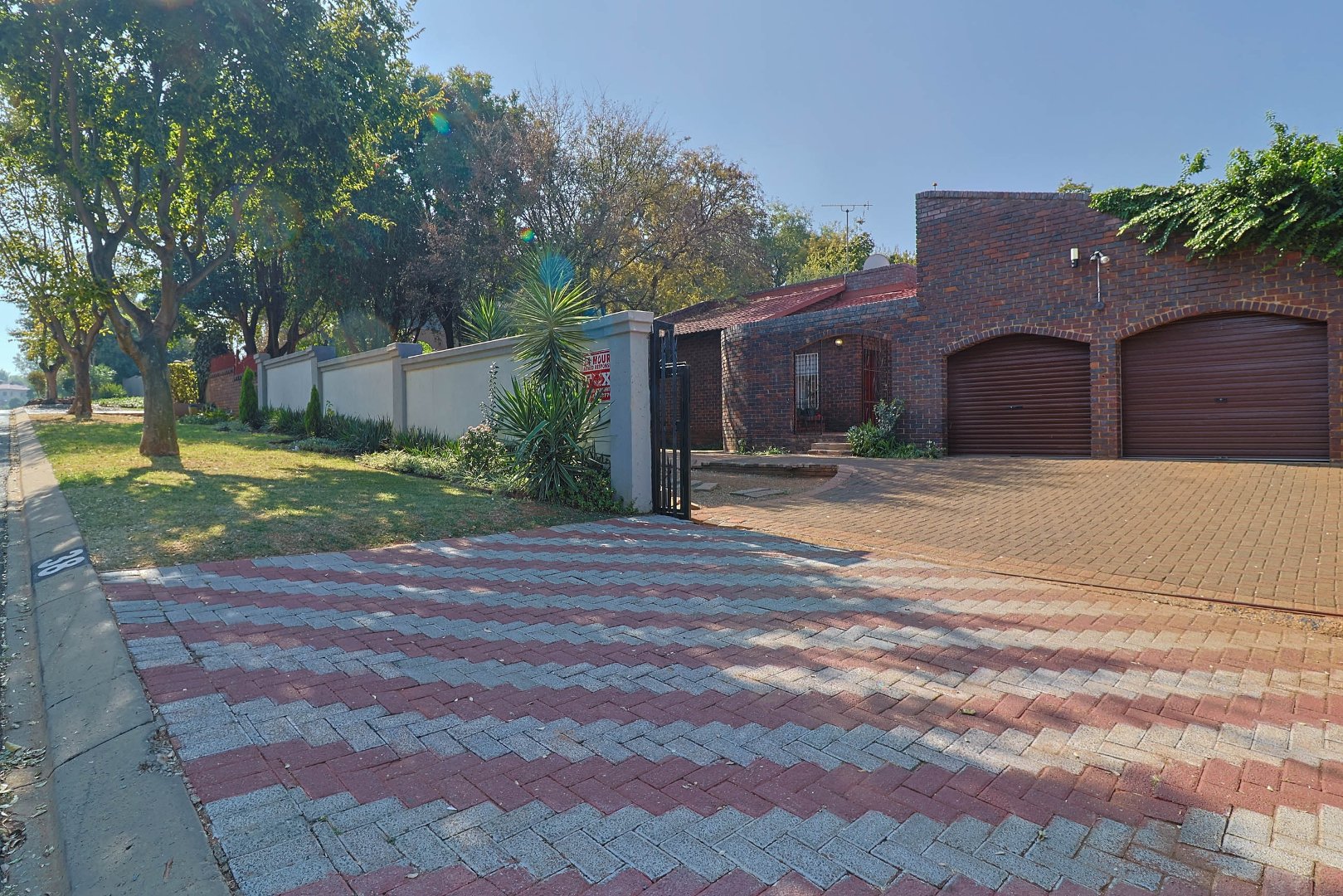 3 Bedroom Property for Sale in Mulbarton Gauteng