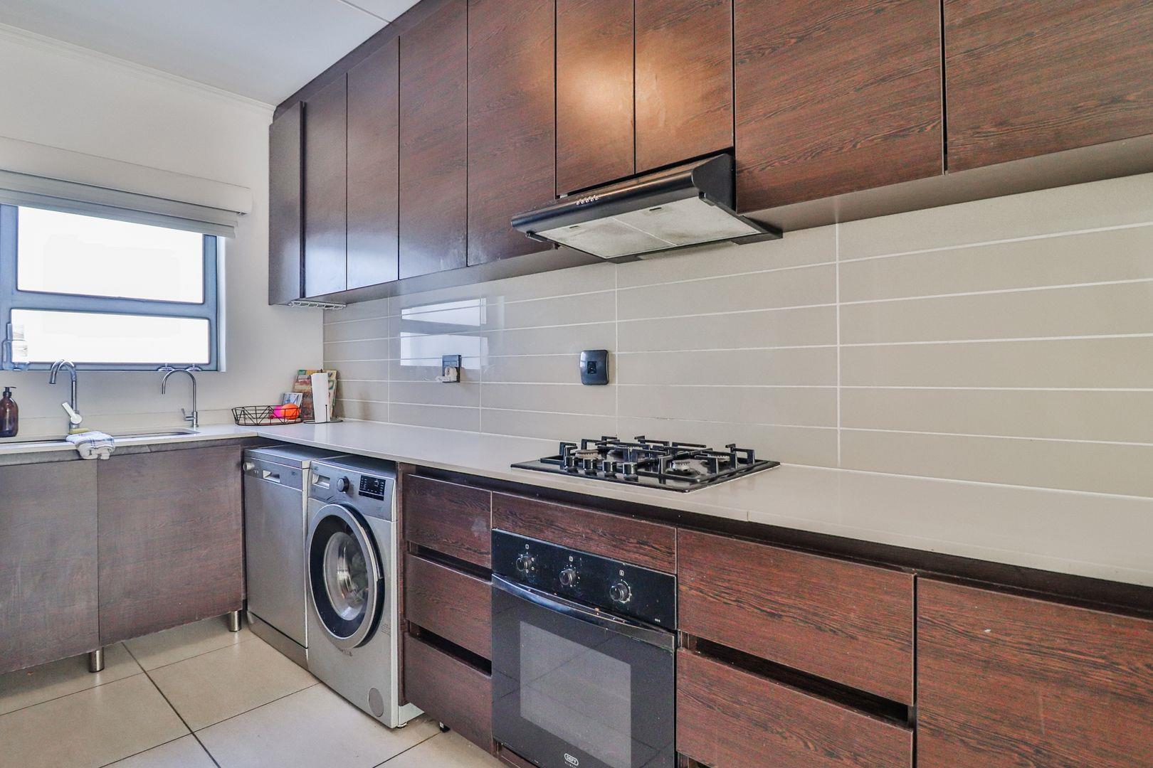 2 Bedroom Property for Sale in Greenstone Hill Gauteng