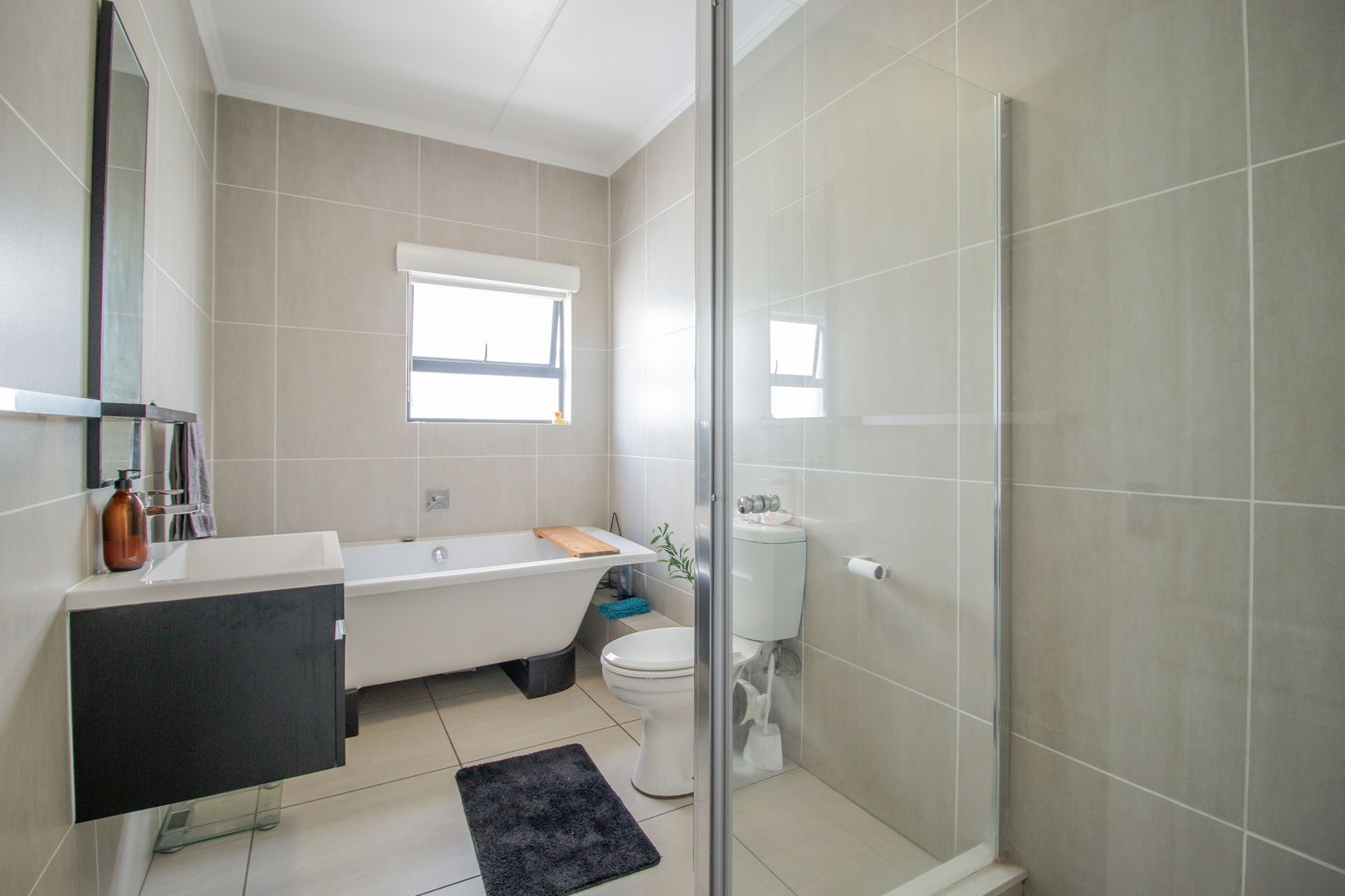 2 Bedroom Property for Sale in Greenstone Hill Gauteng