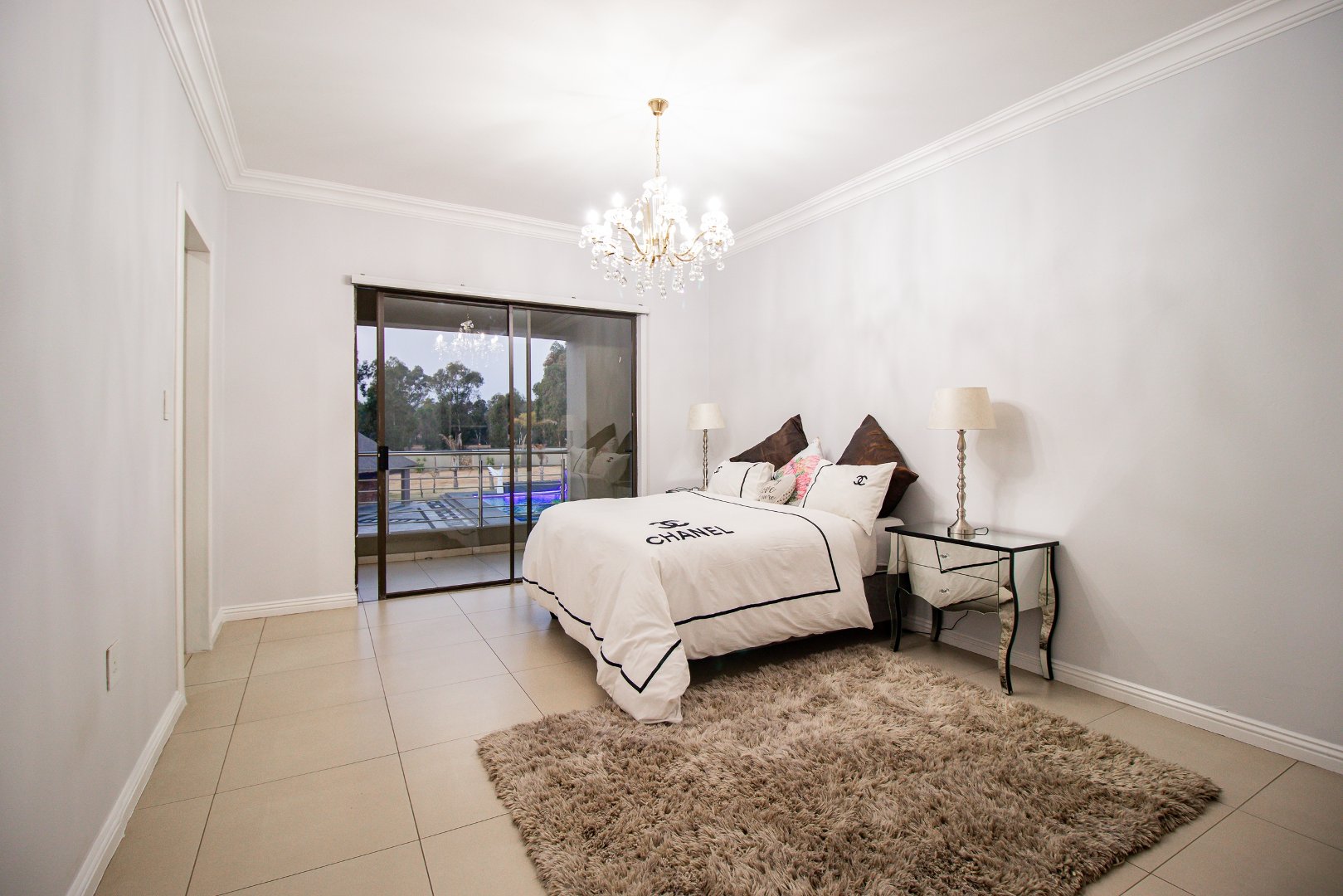 8 Bedroom Property for Sale in Presidents Ranch Gauteng