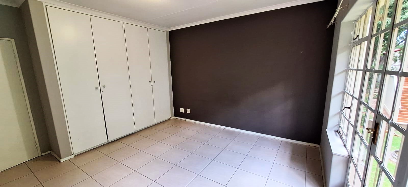 To Let 2 Bedroom Property for Rent in Bryanston East Gauteng