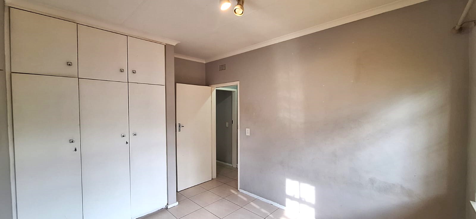 To Let 2 Bedroom Property for Rent in Bryanston East Gauteng