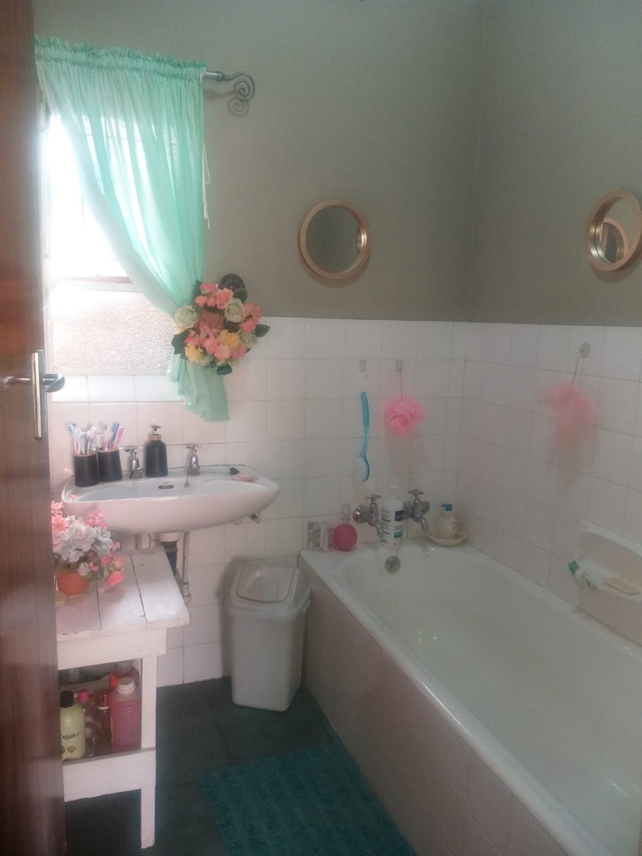 3 Bedroom Property for Sale in Vanderbijlpark SE 2 Gauteng