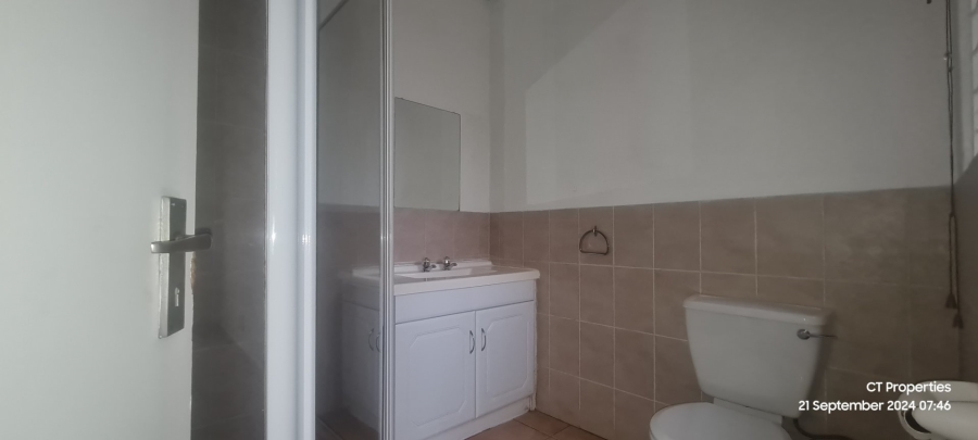 2 Bedroom Property for Sale in Vorna Valley Gauteng