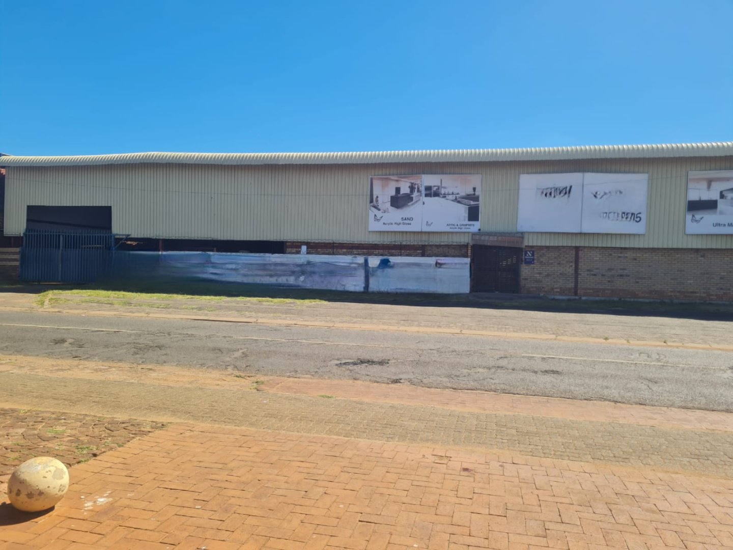 Commercial Property for Sale in Lenasia Ext 6 Gauteng