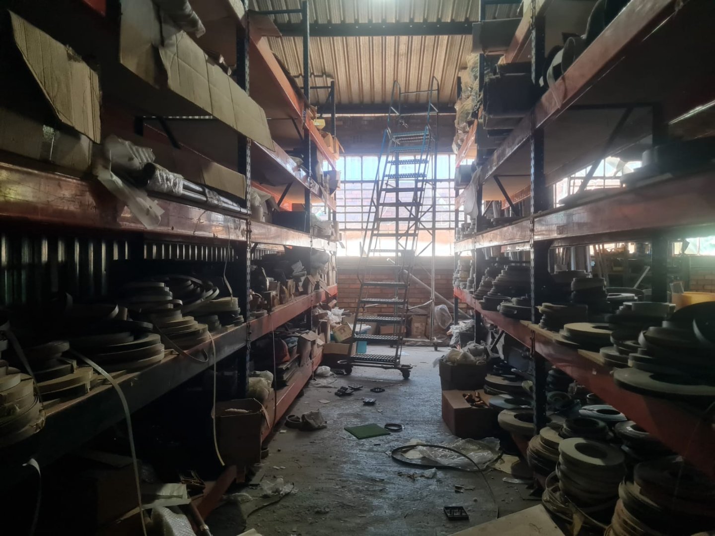 Commercial Property for Sale in Lenasia Ext 6 Gauteng