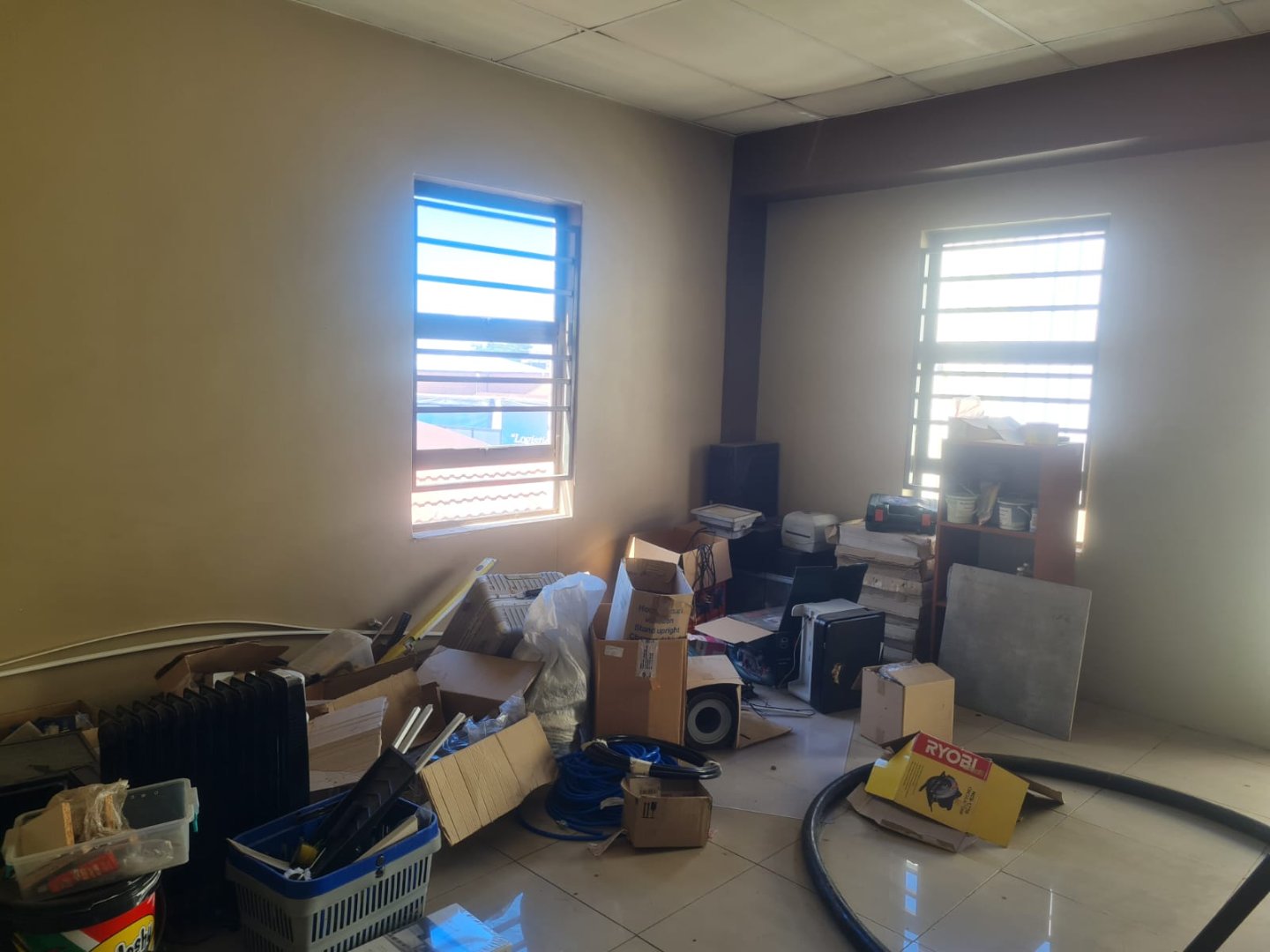 Commercial Property for Sale in Lenasia Ext 6 Gauteng