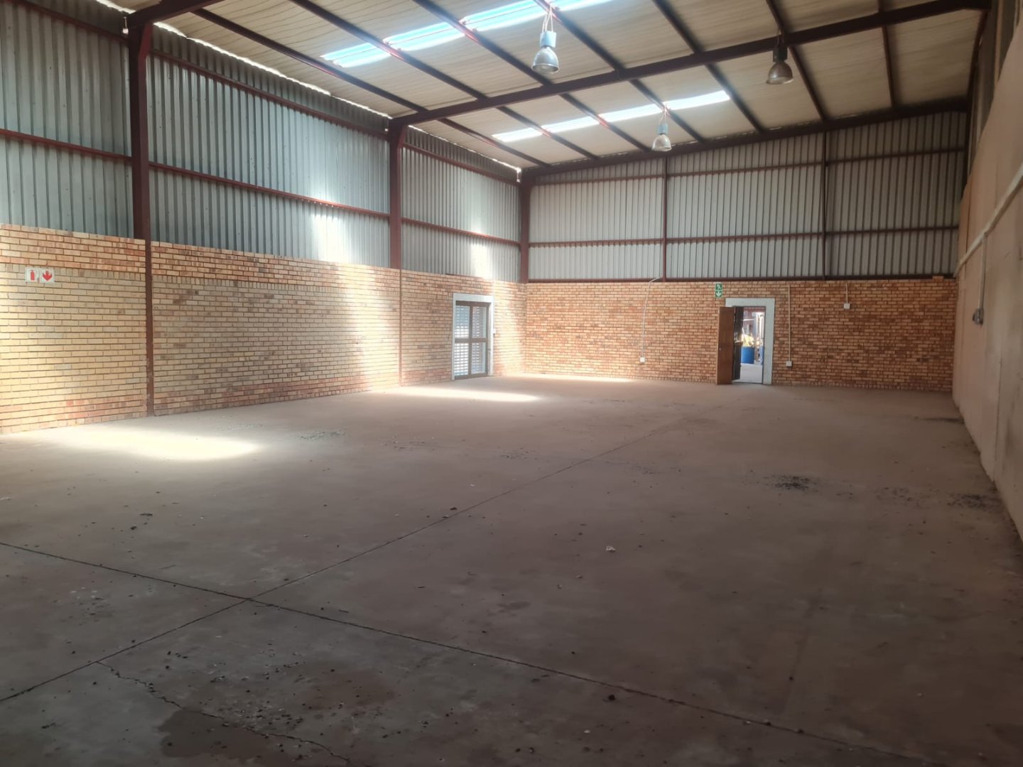 Commercial Property for Sale in Lenasia Ext 6 Gauteng