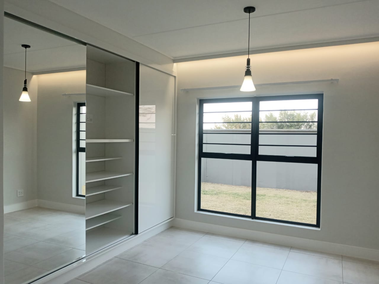 To Let 3 Bedroom Property for Rent in The Polofields Gauteng