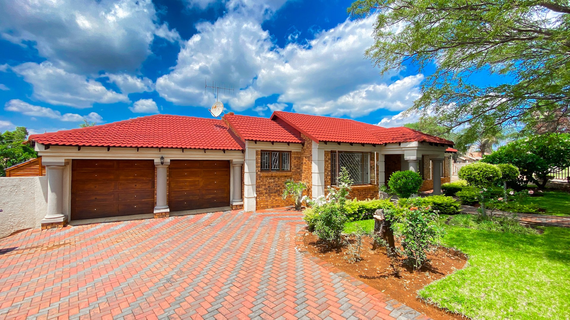 3 Bedroom Property for Sale in The Orchards Gauteng