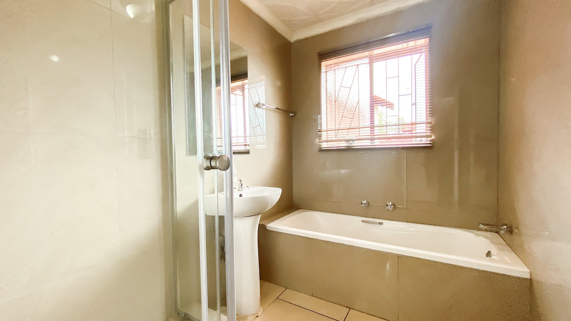 3 Bedroom Property for Sale in The Orchards Gauteng