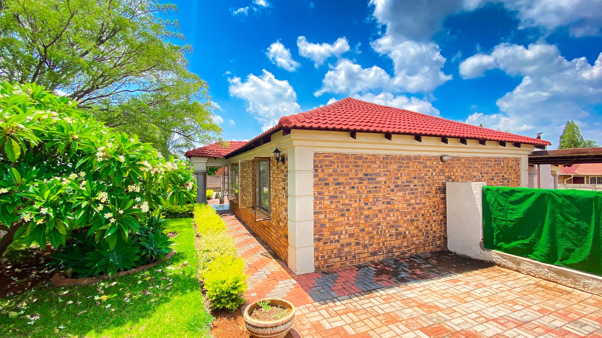 3 Bedroom Property for Sale in The Orchards Gauteng