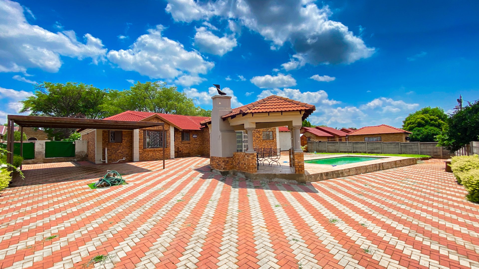 3 Bedroom Property for Sale in The Orchards Gauteng