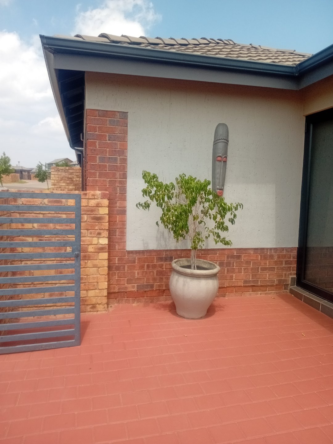 To Let 3 Bedroom Property for Rent in Lion Pride Gauteng