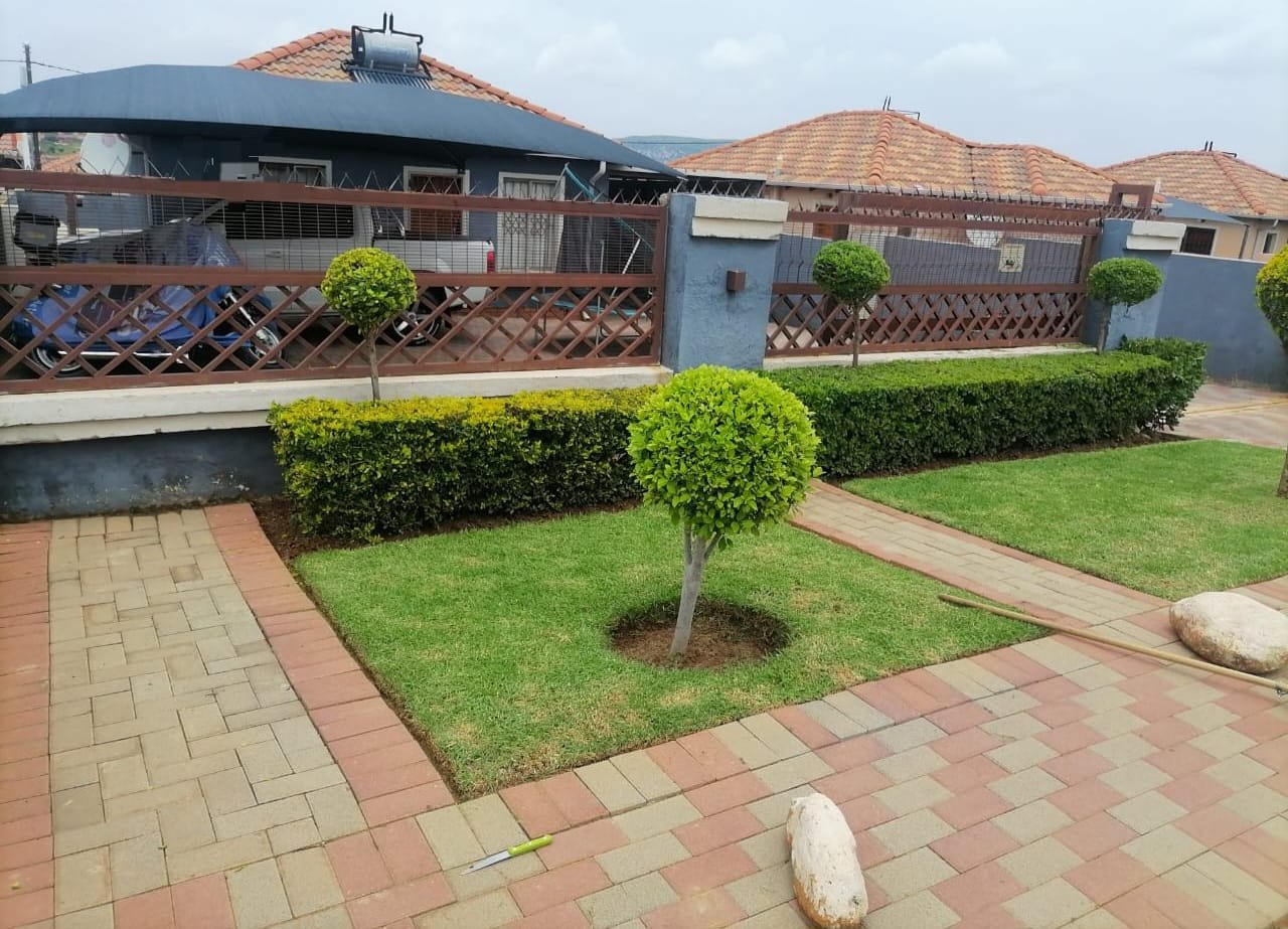 2 Bedroom Property for Sale in Glenway Estate Gauteng