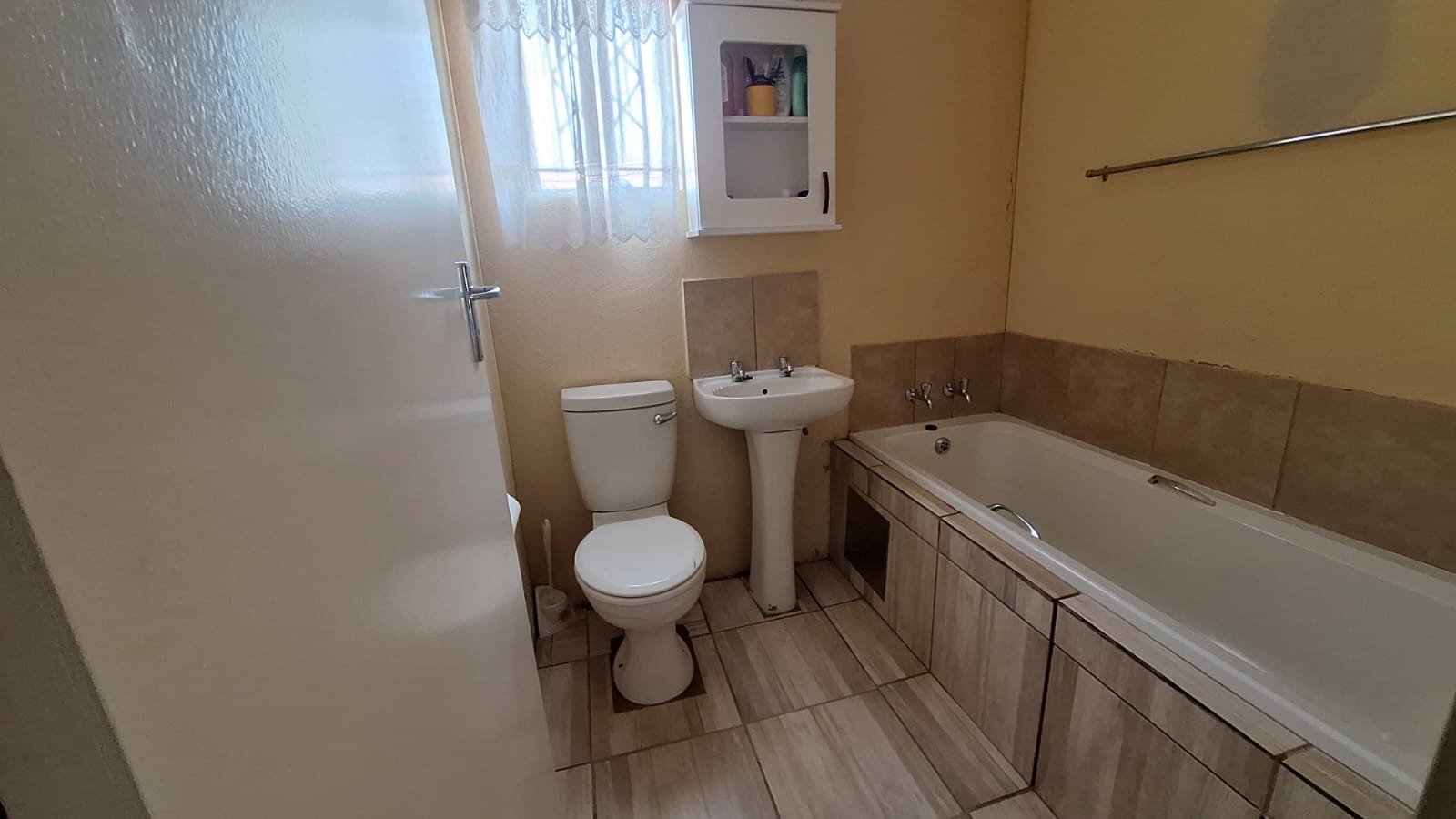 2 Bedroom Property for Sale in Glenway Estate Gauteng