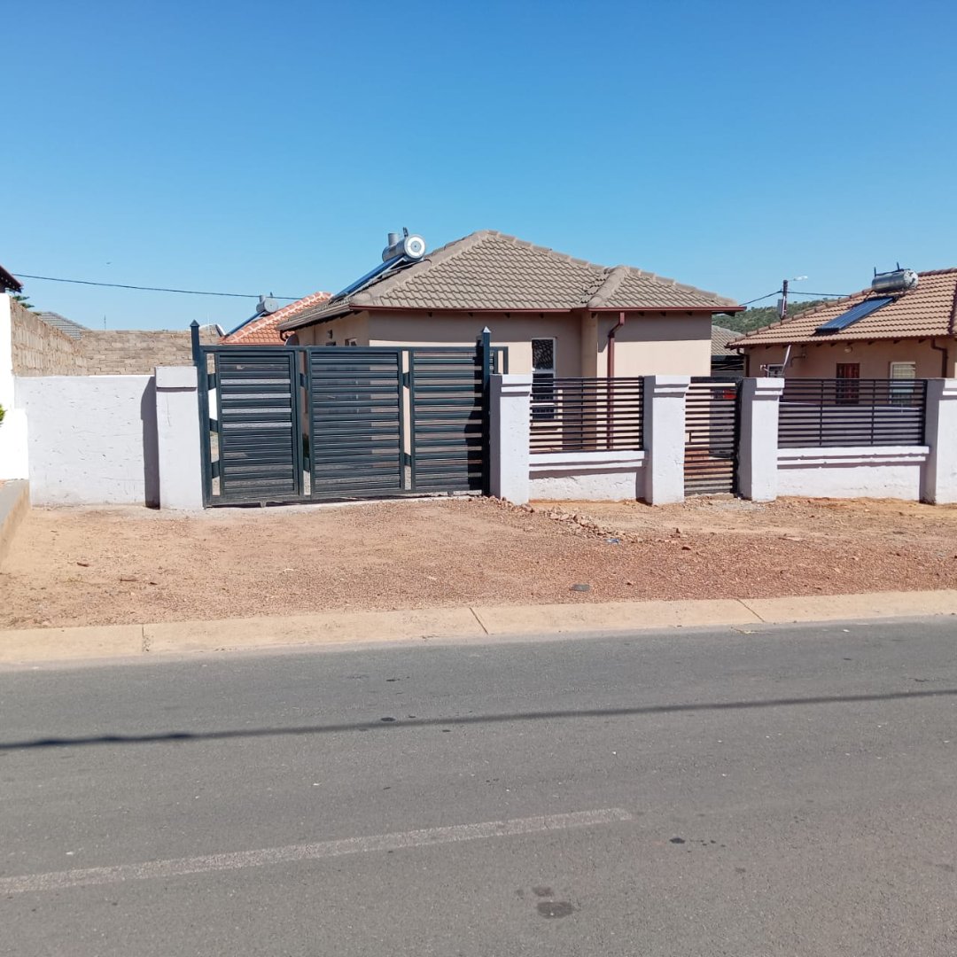 2 Bedroom Property for Sale in Glenway Estate Gauteng