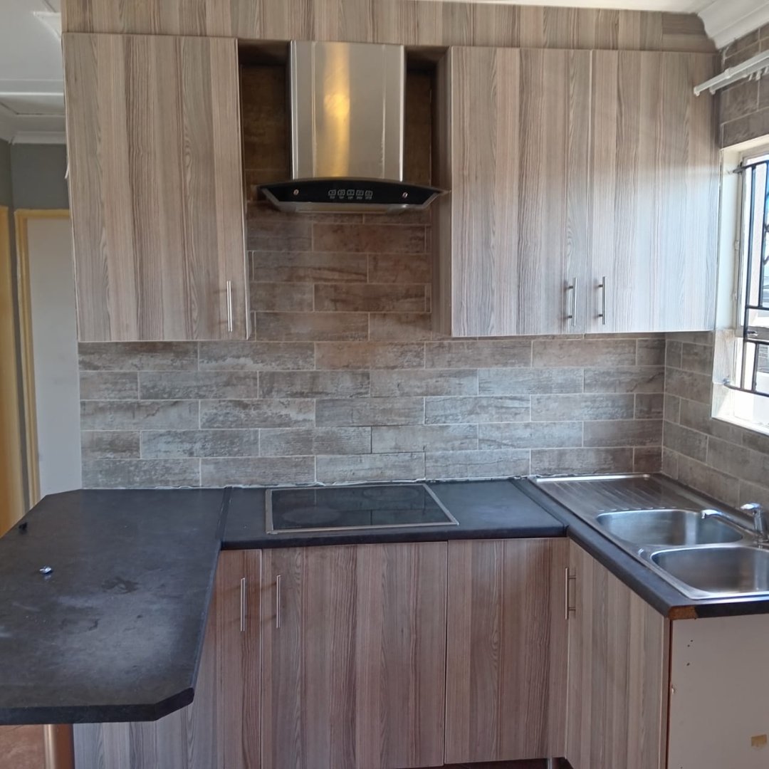 2 Bedroom Property for Sale in Glenway Estate Gauteng