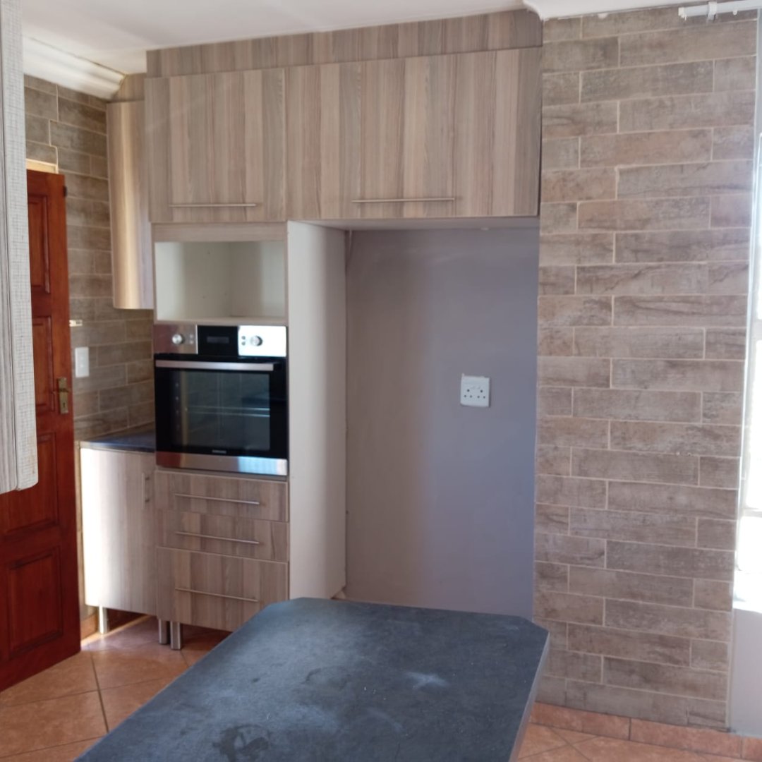 2 Bedroom Property for Sale in Glenway Estate Gauteng