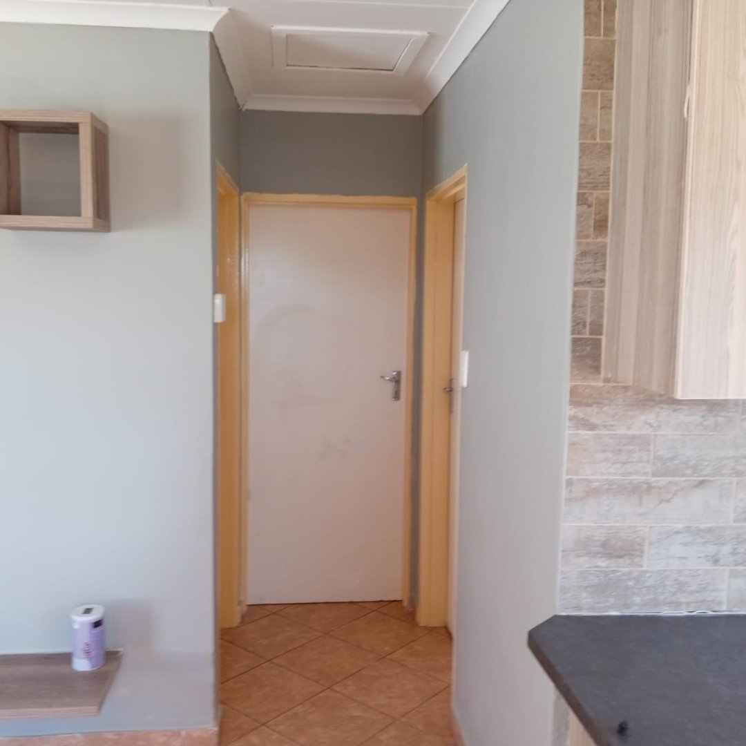 2 Bedroom Property for Sale in Glenway Estate Gauteng