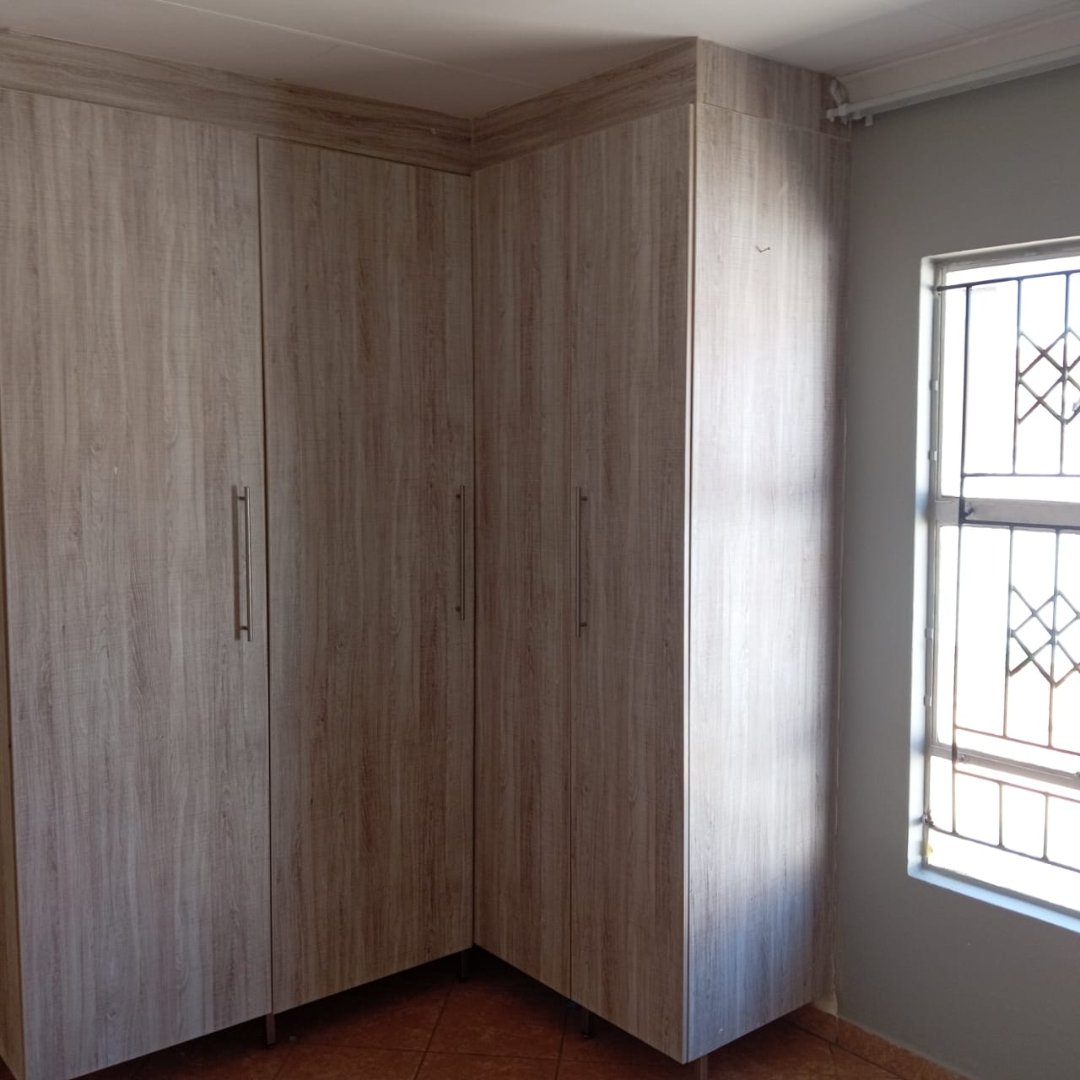 2 Bedroom Property for Sale in Glenway Estate Gauteng