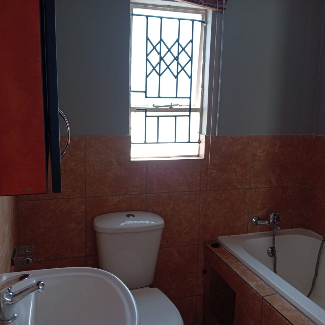 2 Bedroom Property for Sale in Glenway Estate Gauteng