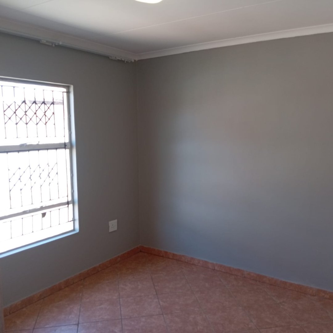 2 Bedroom Property for Sale in Glenway Estate Gauteng