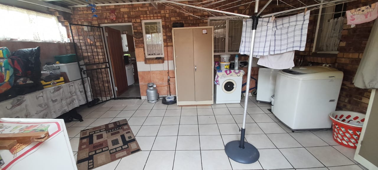 2 Bedroom Property for Sale in Clarina Gauteng