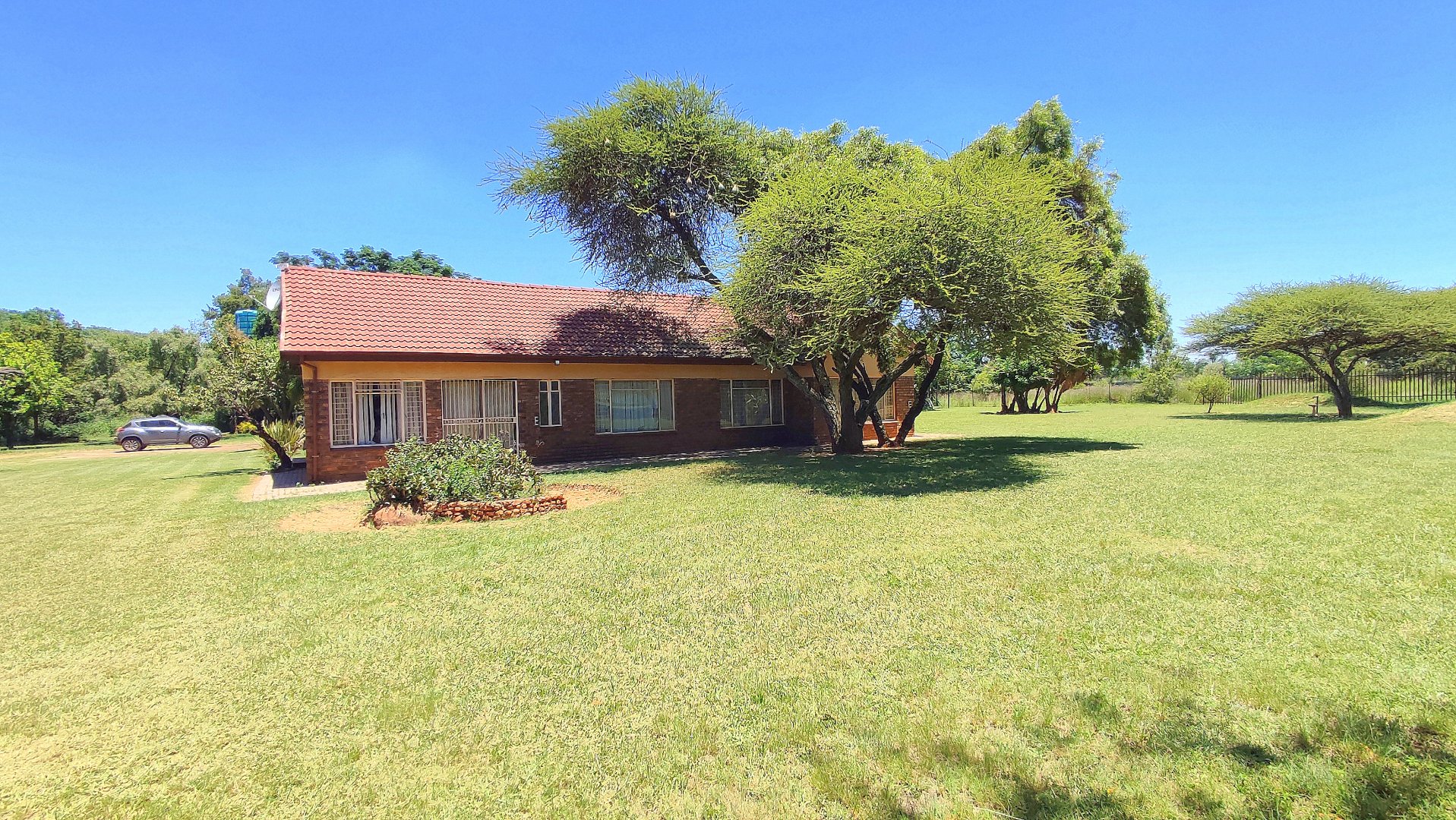 5 Bedroom Property for Sale in Andeon AH Gauteng