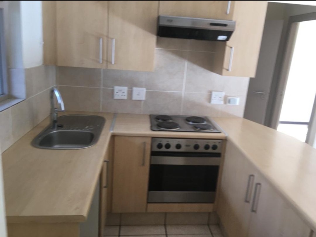 To Let 1 Bedroom Property for Rent in Sunninghill Gauteng