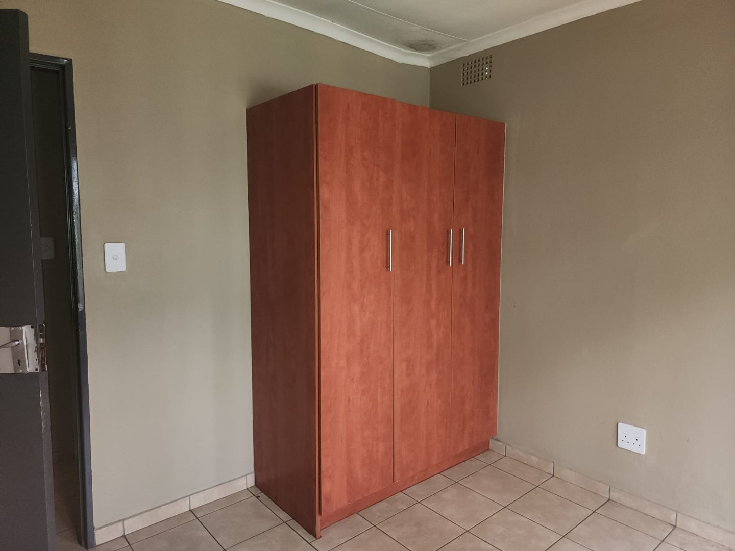 To Let 1 Bedroom Property for Rent in Benoni Central Gauteng