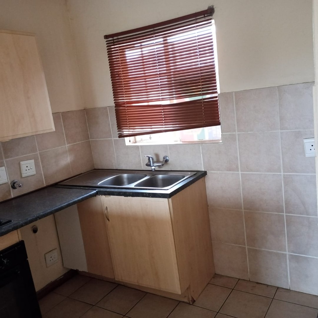 2 Bedroom Property for Sale in Karenpark Gauteng