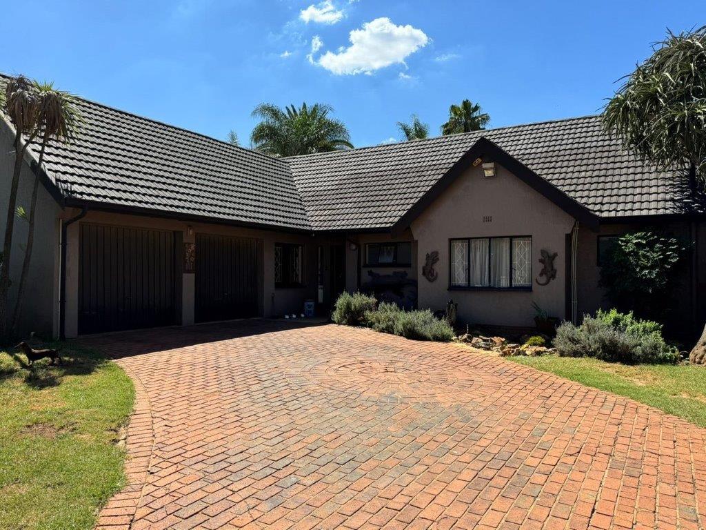 4 Bedroom Property for Sale in Van Riebeeck Park Gauteng