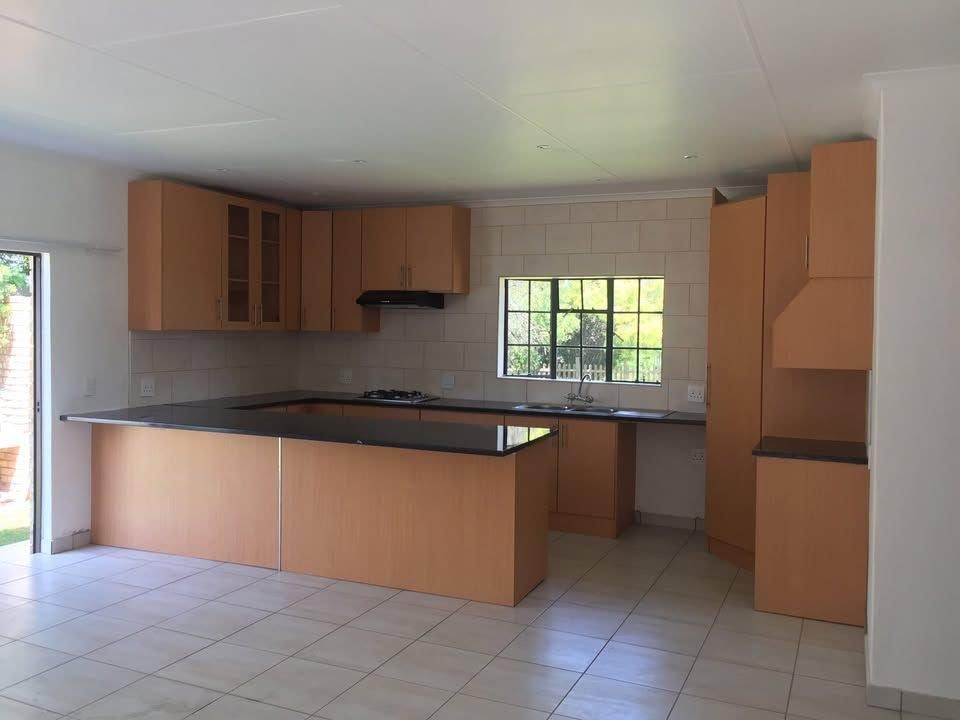 4 Bedroom Property for Sale in Van Riebeeck Park Gauteng